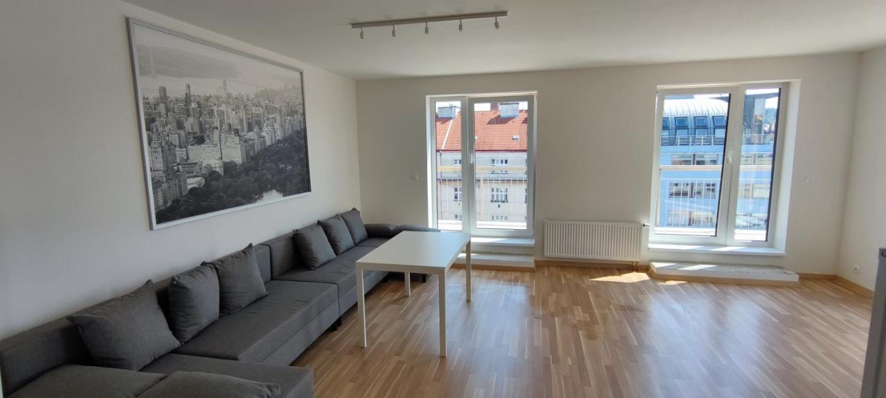 Penthouse # 81 With Panoramic City View In Elite Rezidence With Free Parking Prague Ngoại thất bức ảnh
